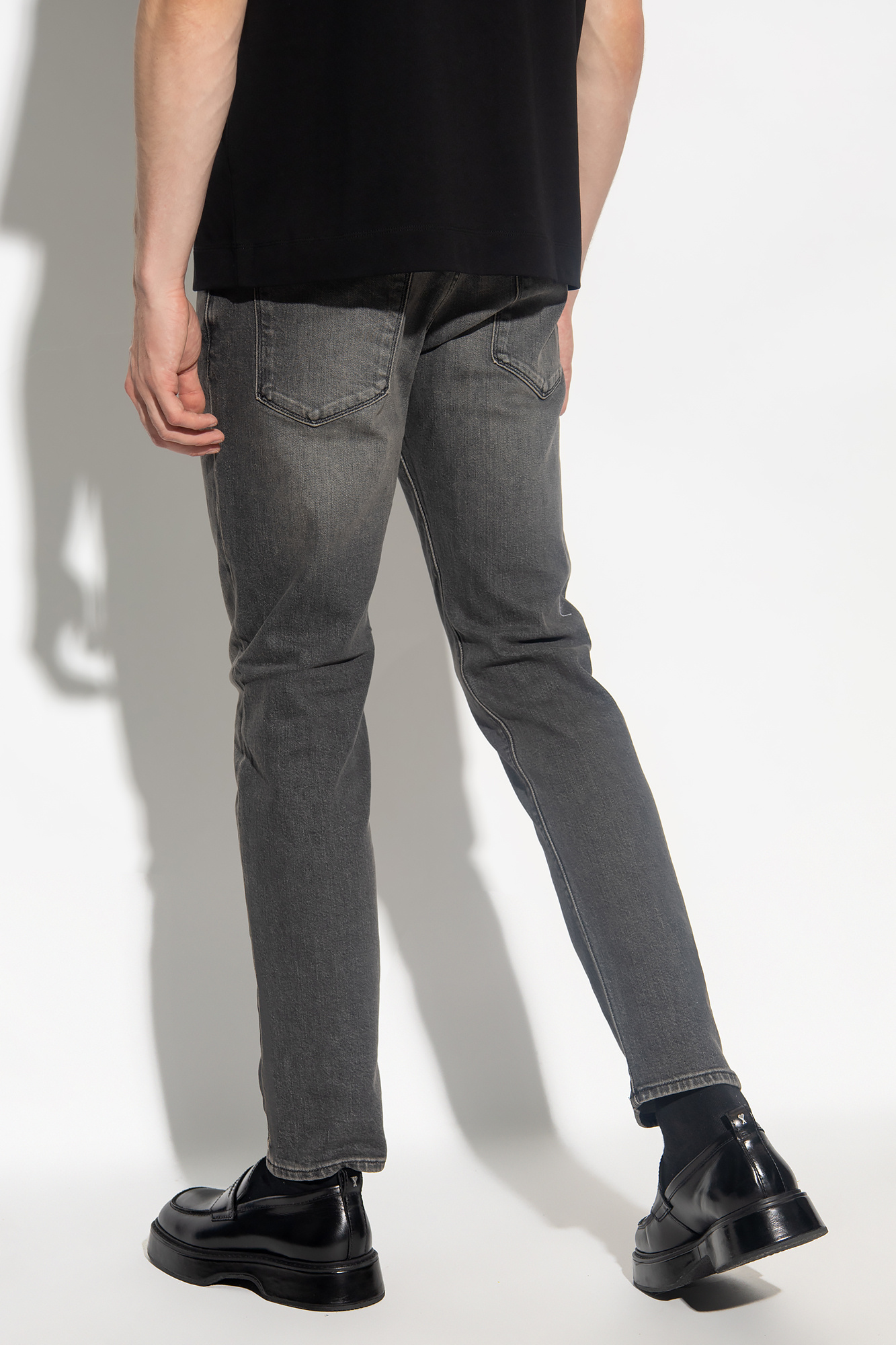 Armani jeans hot sale j06 grey